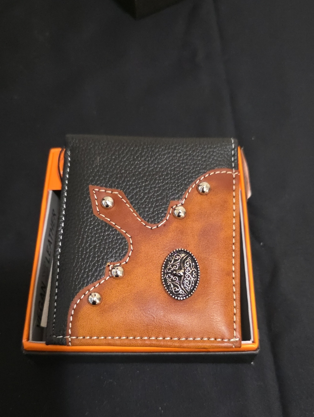 Men's Two-Tone Black and Tan Leather Card Wallet with Stud Detail